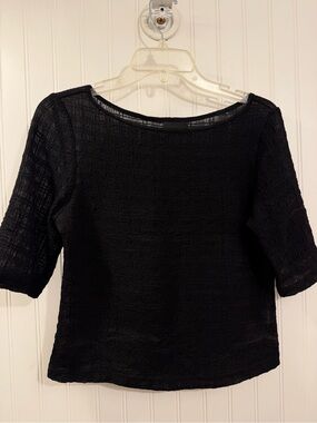 black sheer half sleeve top